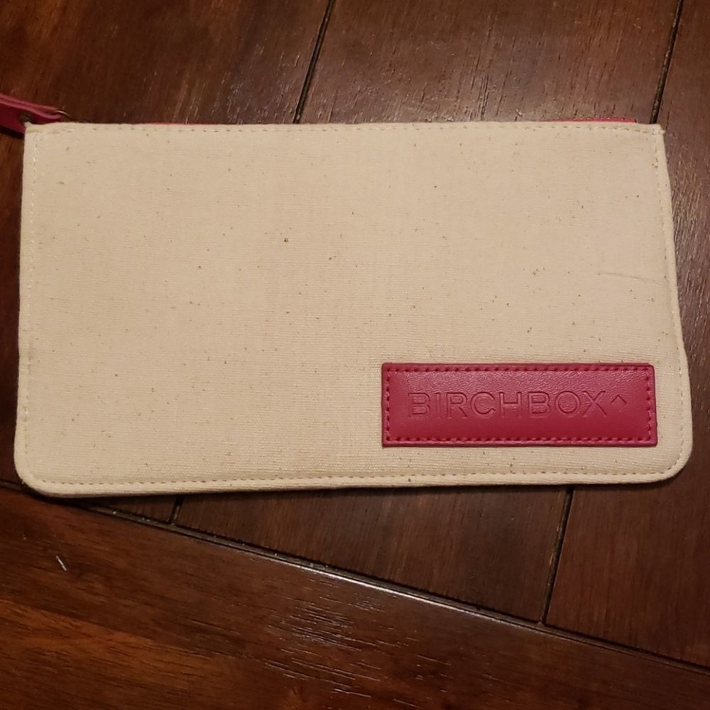 FREE in bundle! Birchbox zippered pouch